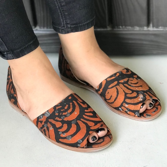 Urban Outfitters Shoes - Happy Boho Print d'Orsay Peep Toe Loafer Flats